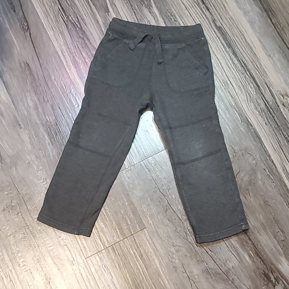 4T sweats